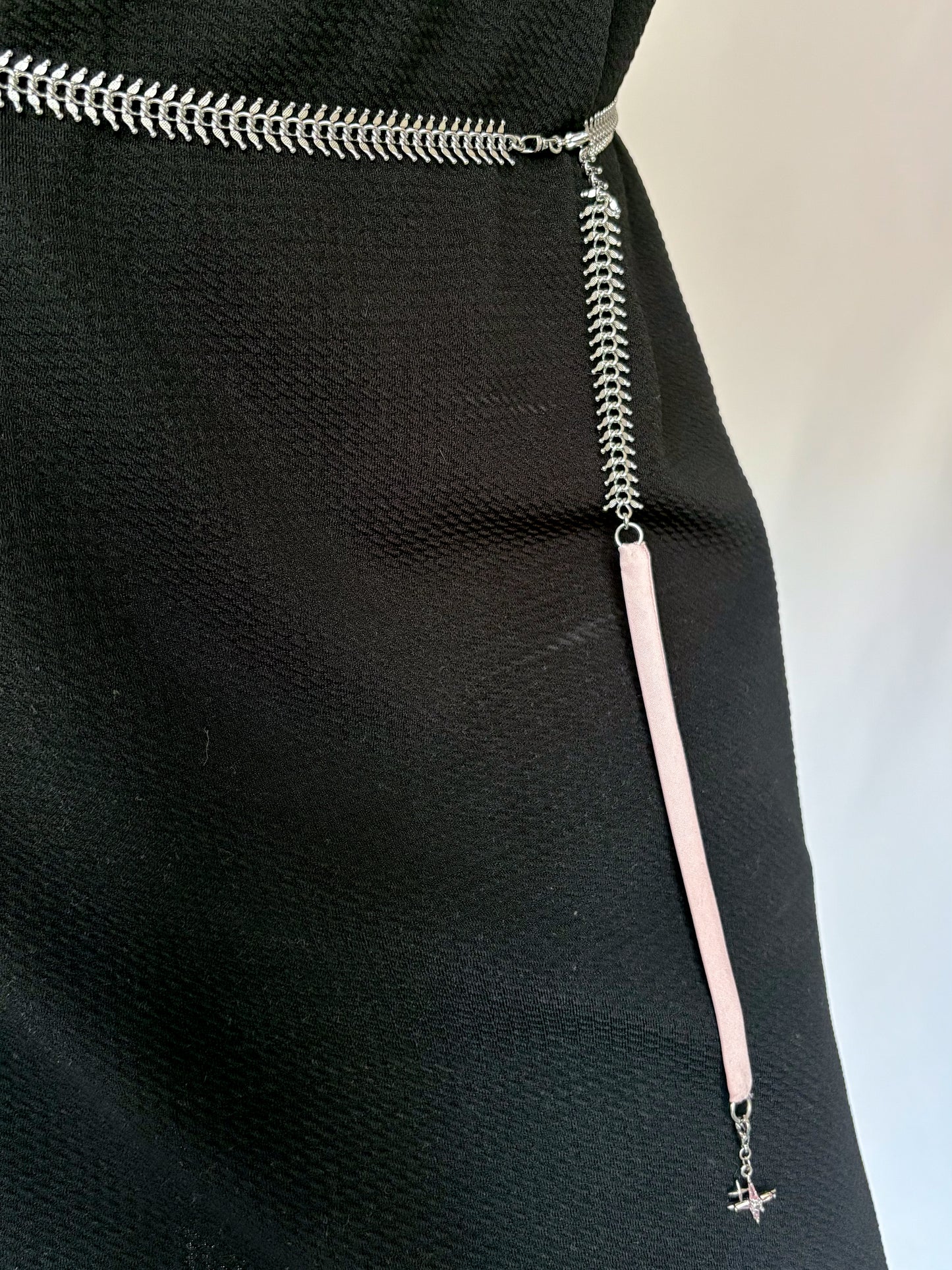 Vertebrae Chain Belt with Pink Satin Fabric
